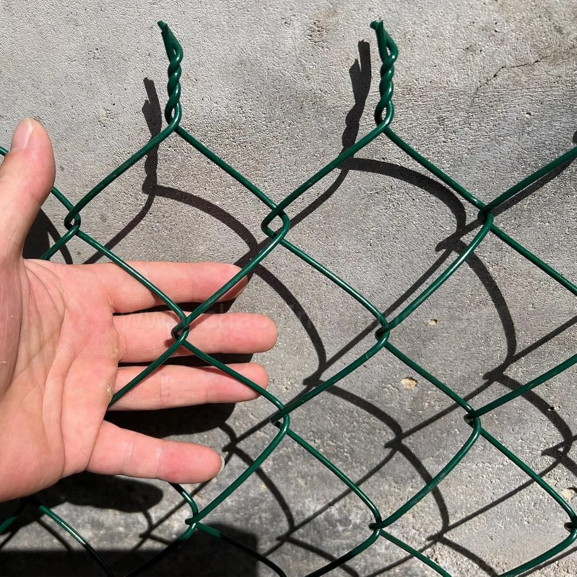 Hot Sale! ! Hot-Selling Galvanized Chain Link Fence /Garden Fencing and Industry Fencing