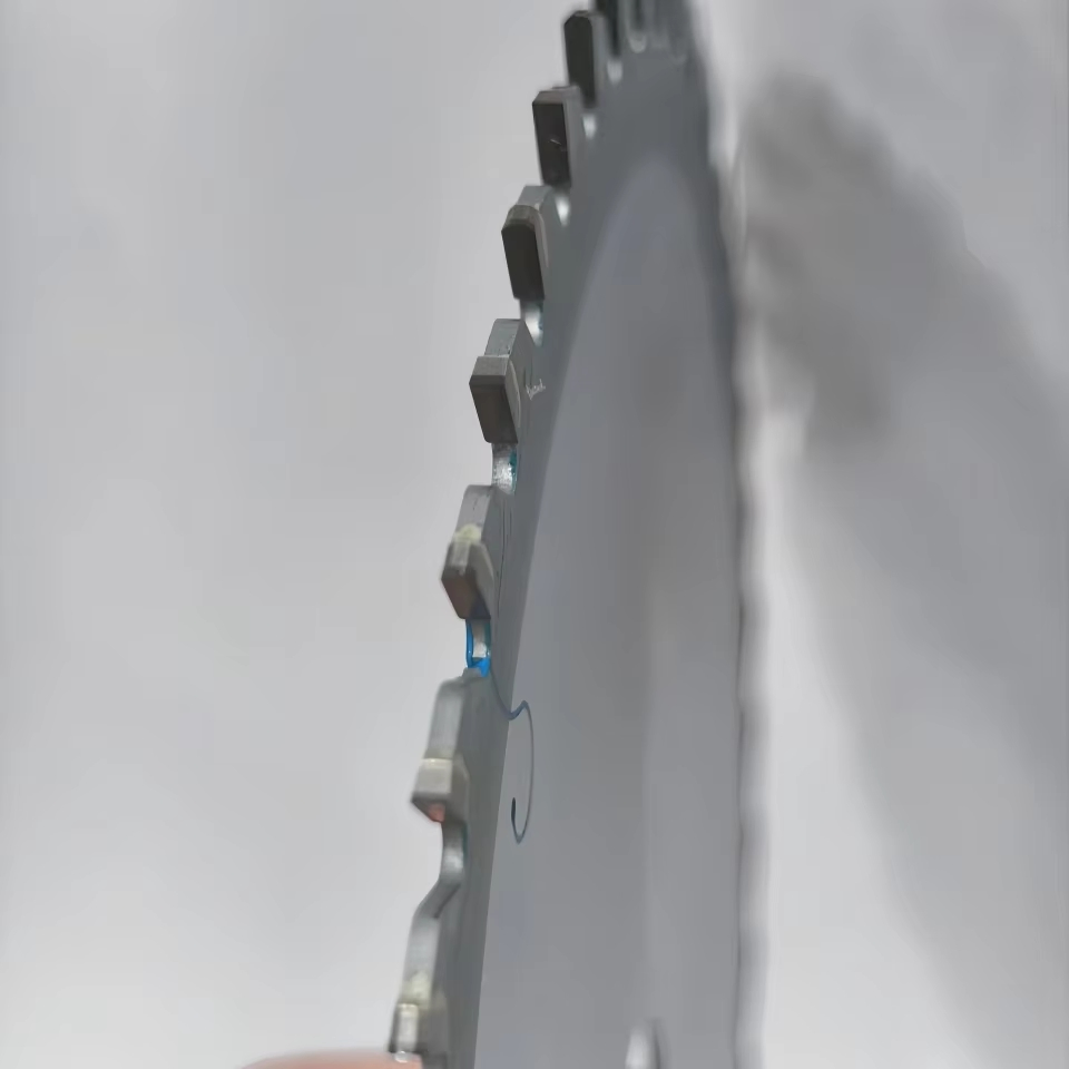 Алмазный диск PCD для точной резки МДФ и дерева