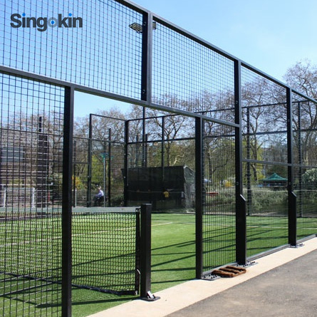 Framed Hot DIP Galvanized Welded Wire Mesh Fencing for Padel Court Fence