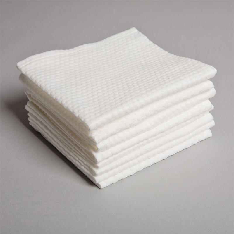 Disposable Nonwoven Bath Towel for SPA Travel Gym Beach Use