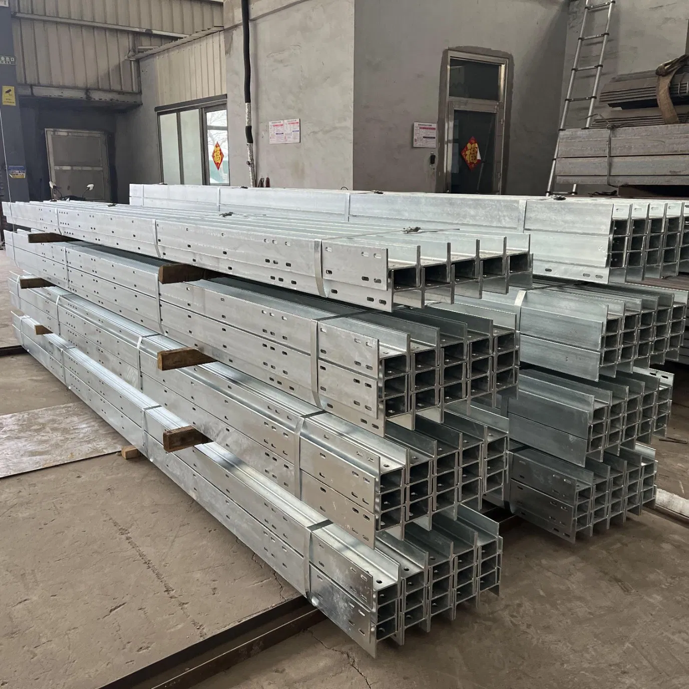 358 Security Mesh 100UC14.8 Galvanized Fencing H Posts