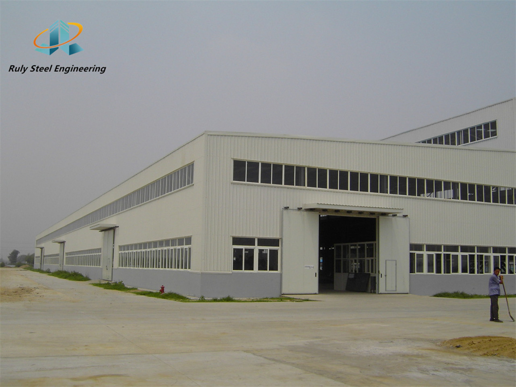Space Customizable Prefab Seismic Wind Resistant Steel Structure Warehouse