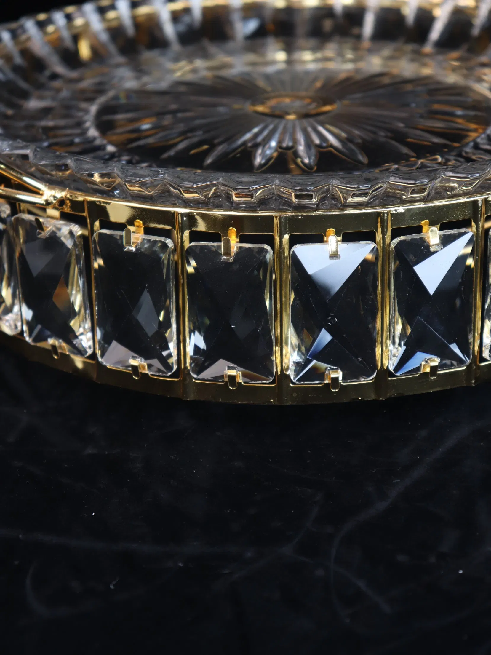 New High-End Wrought Iron with Glass Plate and Fruit Plate