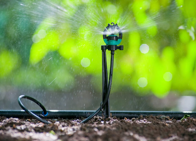 PC Microsprinkler, 35L/H, 55L/H, 100L/H, Connect with Od 8 mm Stake and 4/7mm PVC Pipe and 6mm Barb