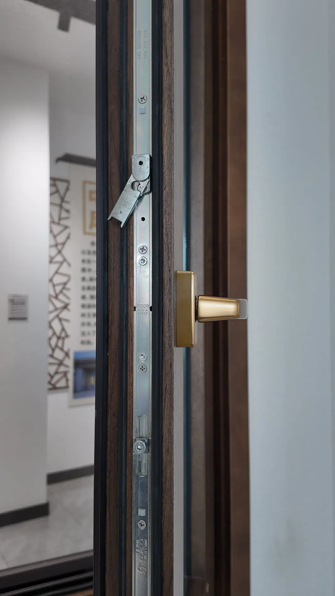 High Cost-Performance Aluminum-Clad Wood Window