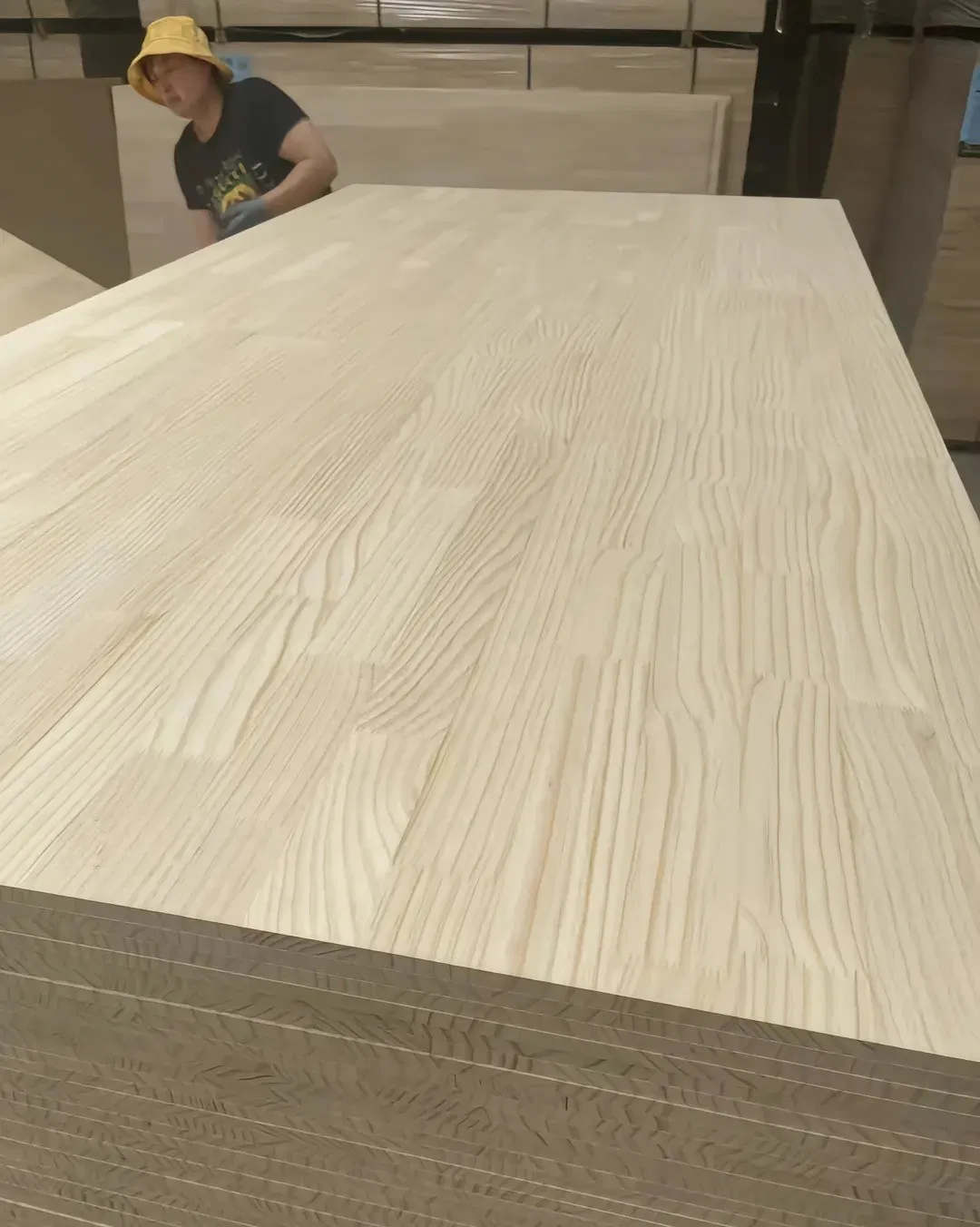 18mm Radiata Pine Edge Glued Panel for Furniture Use for Apartments