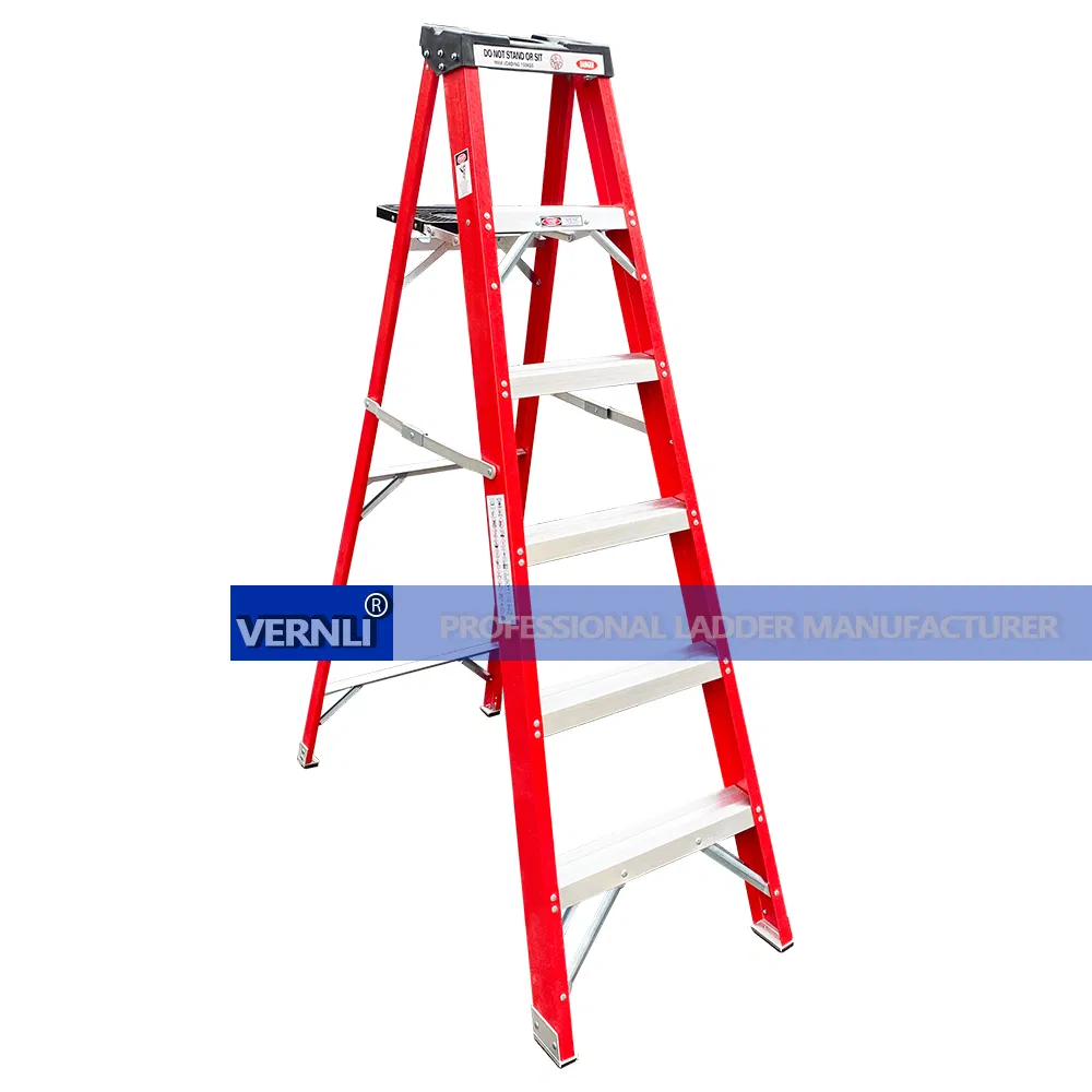 China Supplier Wholesale Lightweight Step Folding Ladder /Adjustable Fiberglass Step Ladder