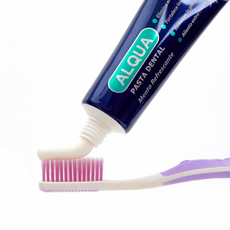 OEM ODM 100g / 150g Teeth Whitening Tartar Removal Anti Plaque Fluoride Free Mint Flavor Toothpaste