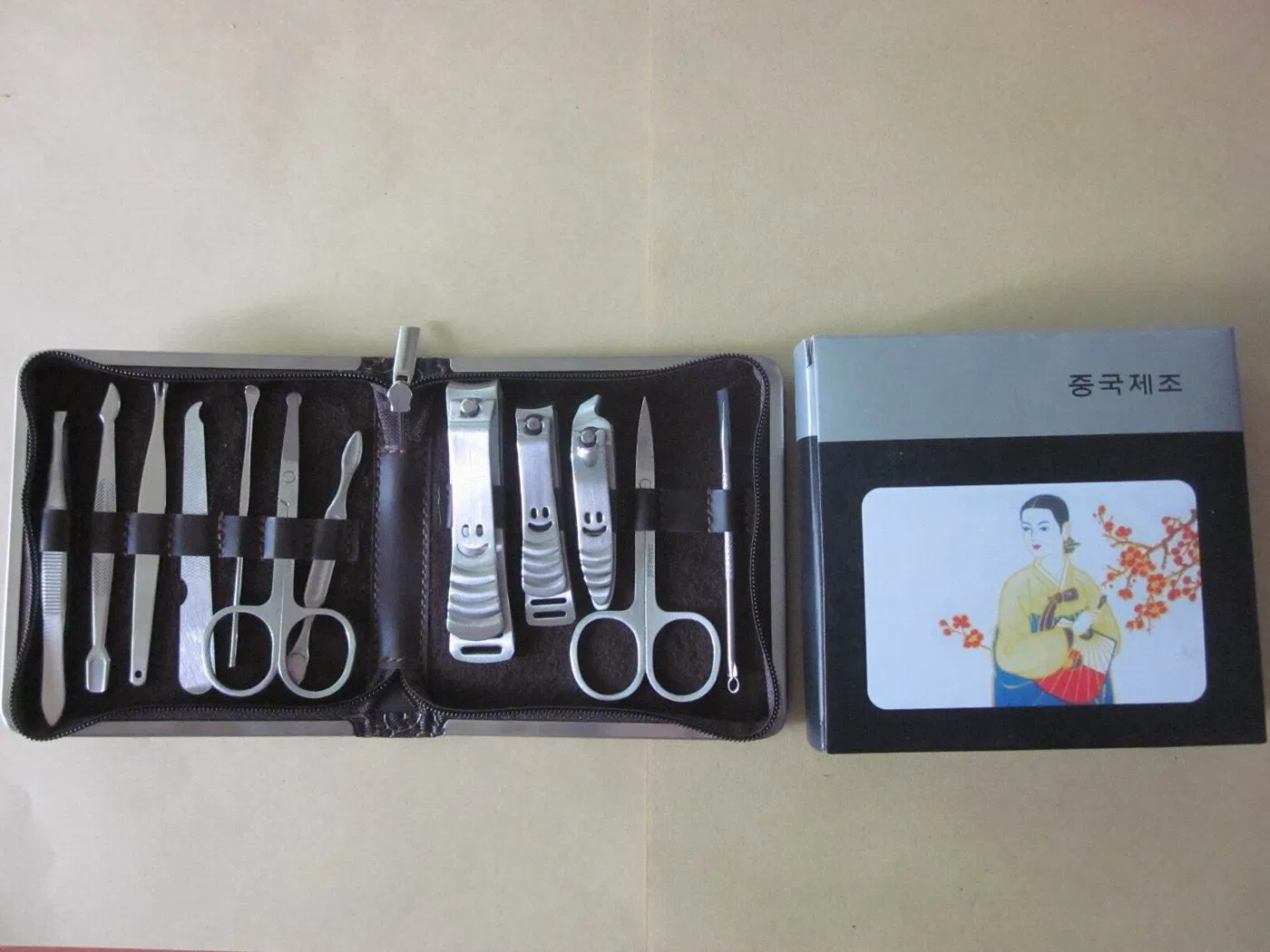 High Quality Stainless Steel 12PCS Beauty Manicure Set