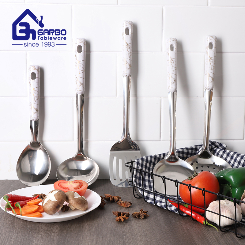 Garbo Factory Cheap Price Kitchen Utensils Kitchen Tools Stainless Steel Slotted Turner with Plastic Handle Hook