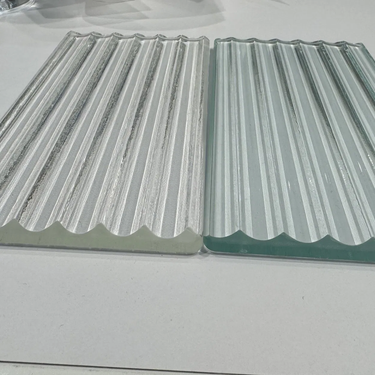 High Quality Patterned Glass for Bathroom Building Various Designs and Styles