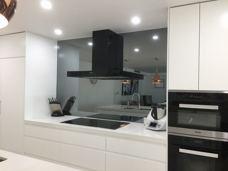 6mm High Reflectivity Temperable Mirror/Toughened Mirror Glass for Wall Panelling