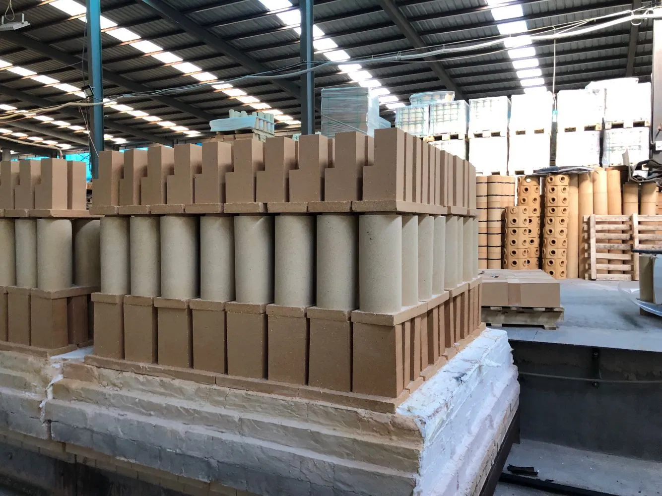 Wholesale High Density Refractory Runner Brick Fireclay Brick for Casting Steel