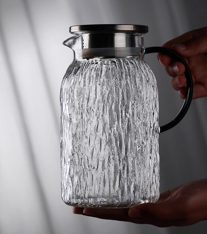 Heat Resistant Glass Beverage Carafe Handmade Ribbed Glass Water Pitcher Set with Stainless Steel Lid and Color Handle