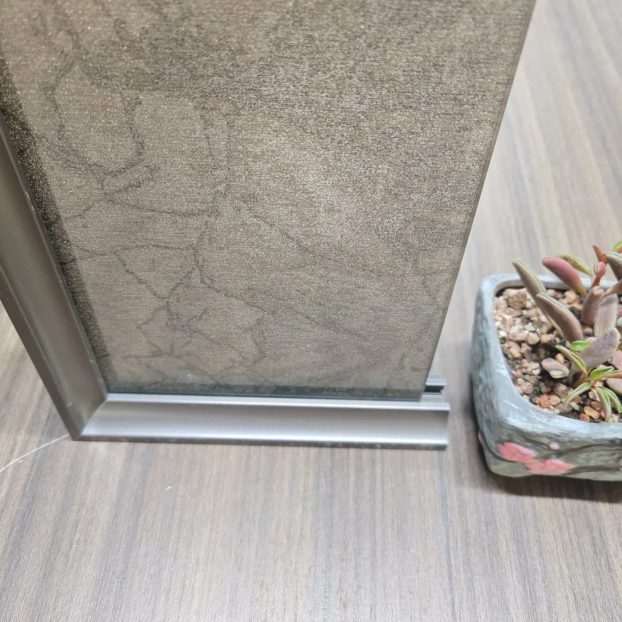 Custom Size Patterned Deformation-Resistant Glass Laminated Glass