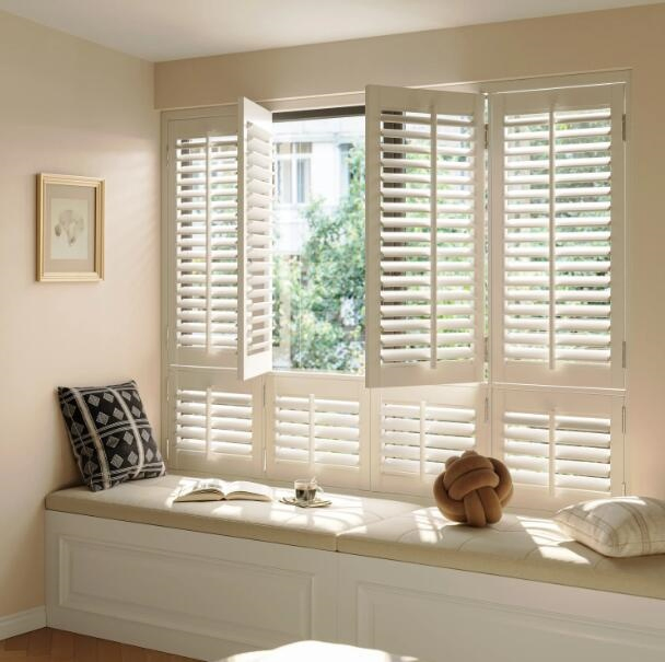 High Quality Factory White Painted Basswood Paulownia Window Shutter Blinds Plantation Shutters