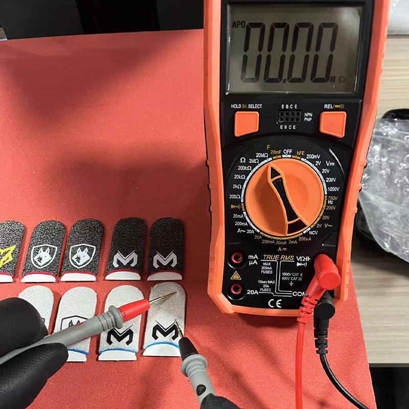 Минималистичные игровые напальчники для геймеров