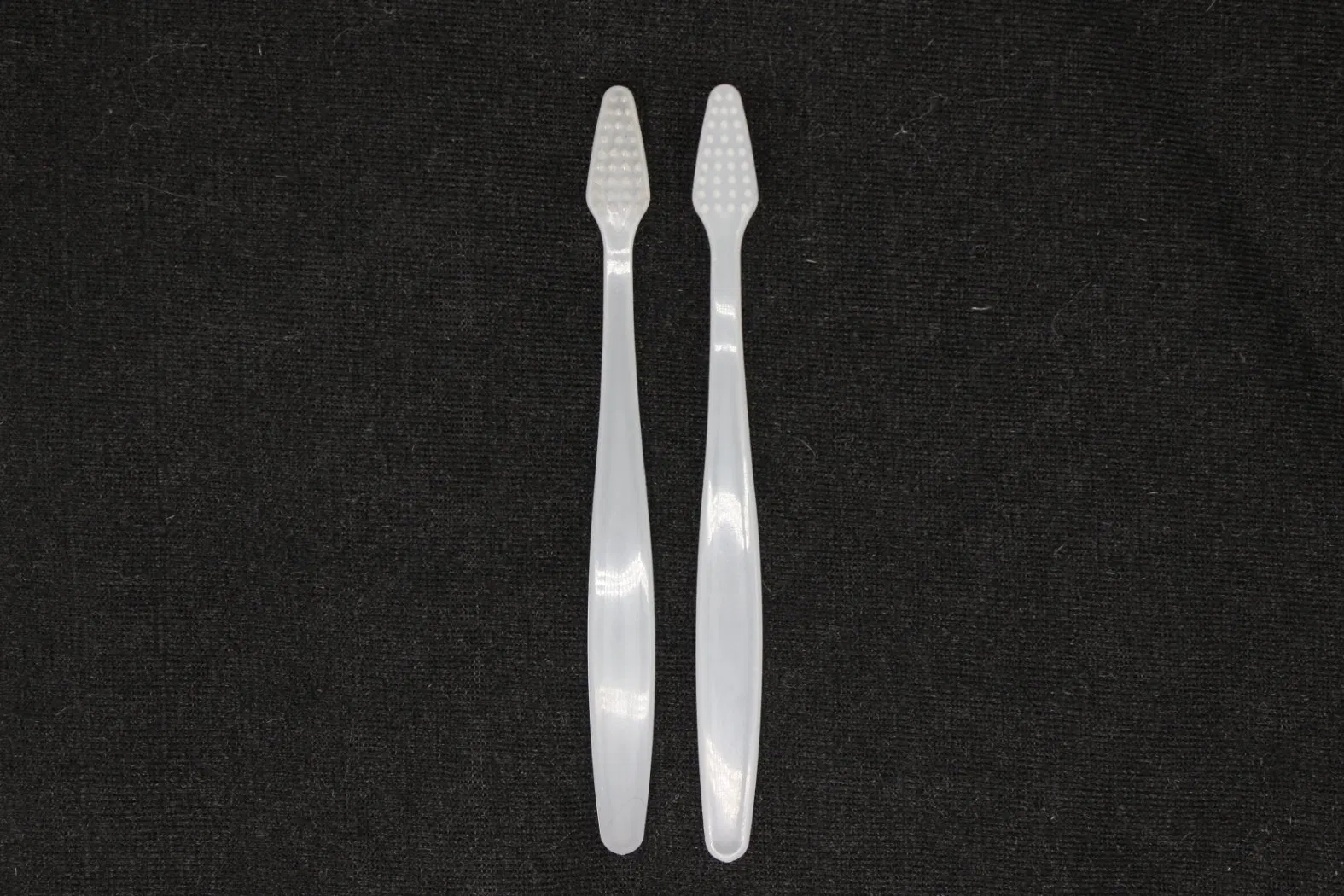 Wholesale High Quality Hotel Used Toothbrush 05