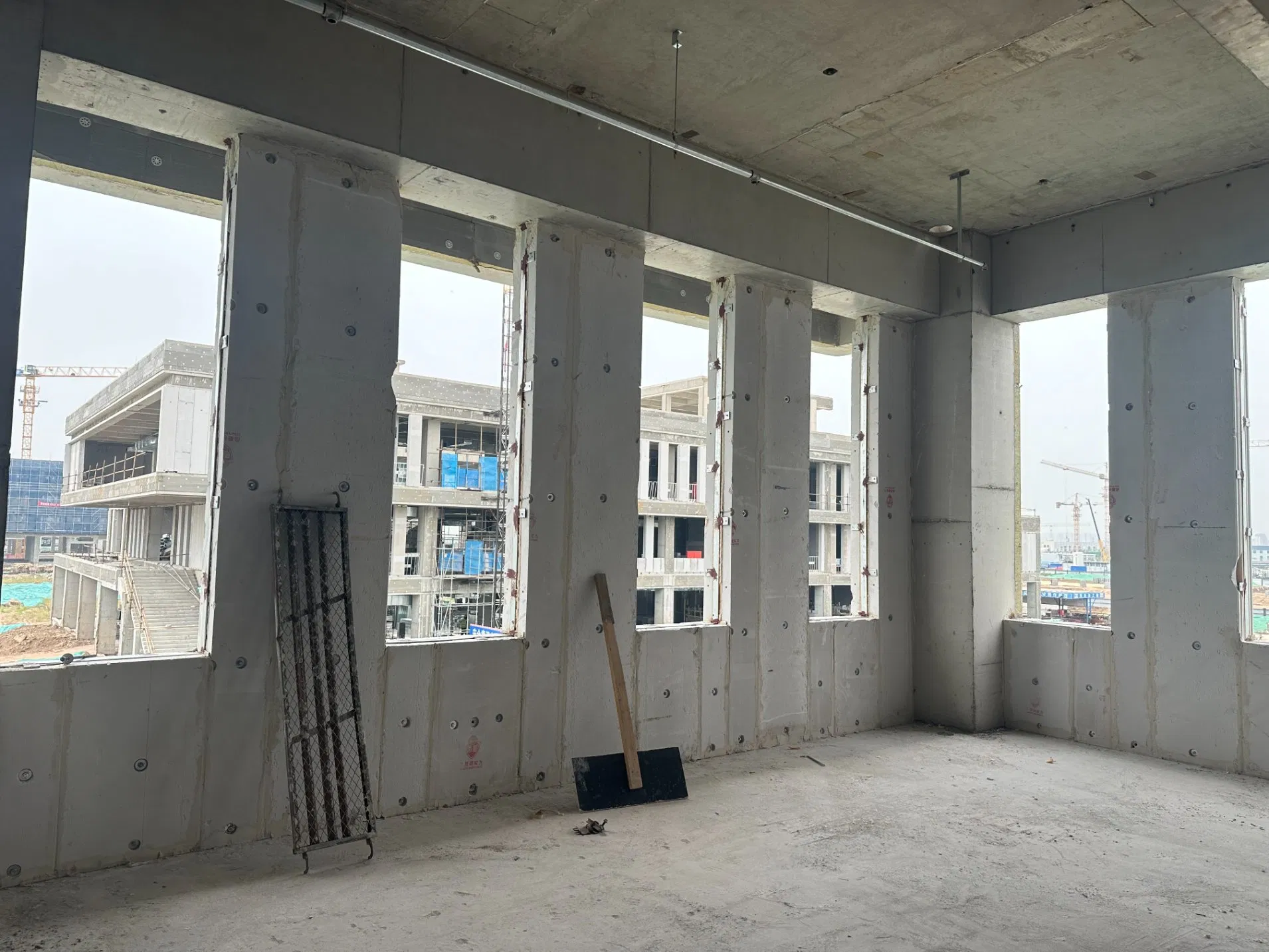 Durable Prefabricated Wall Panels for Quick and Easy Setup