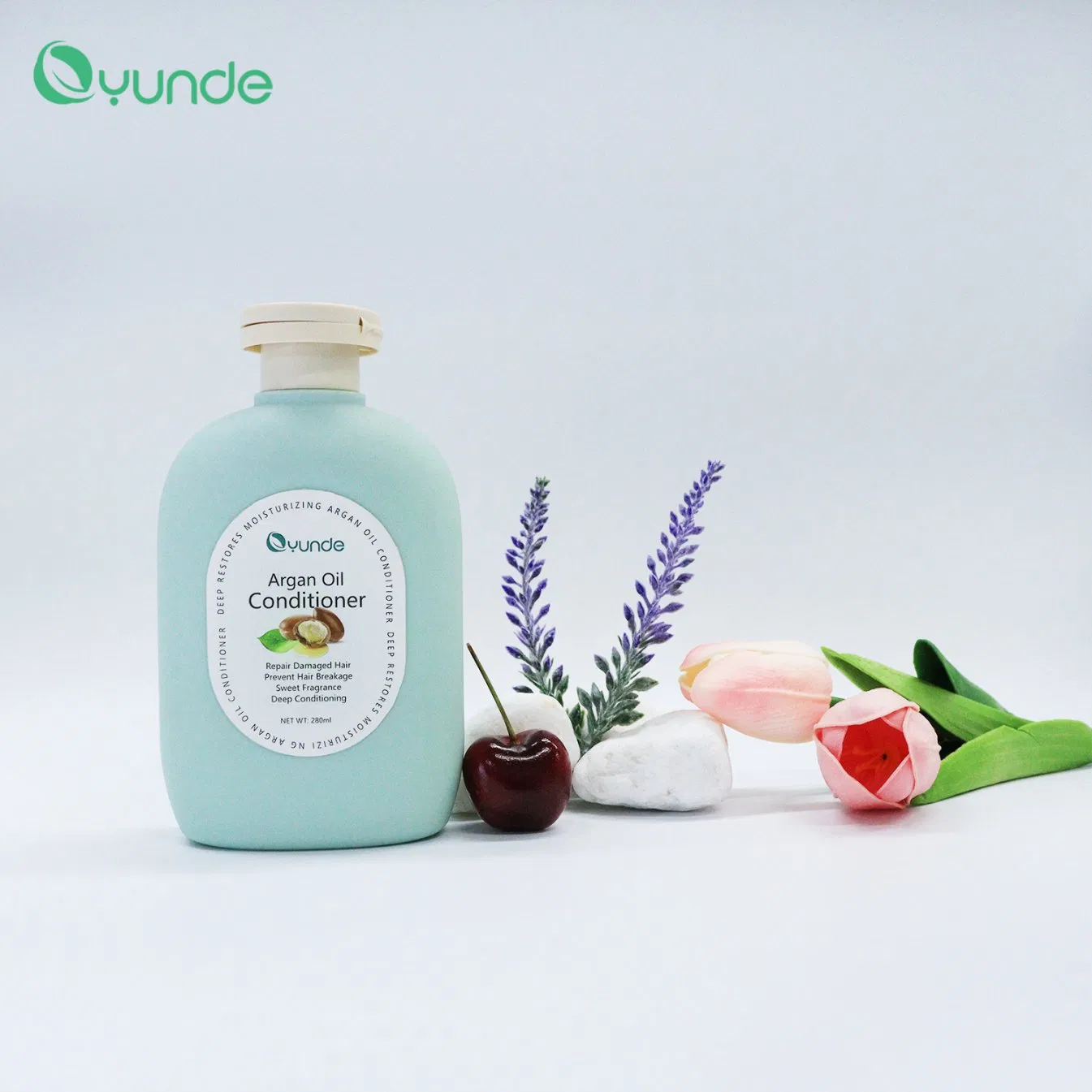 Focus on Repairing Damaged Hair with Glossy and Supple Glycerin Conditioner