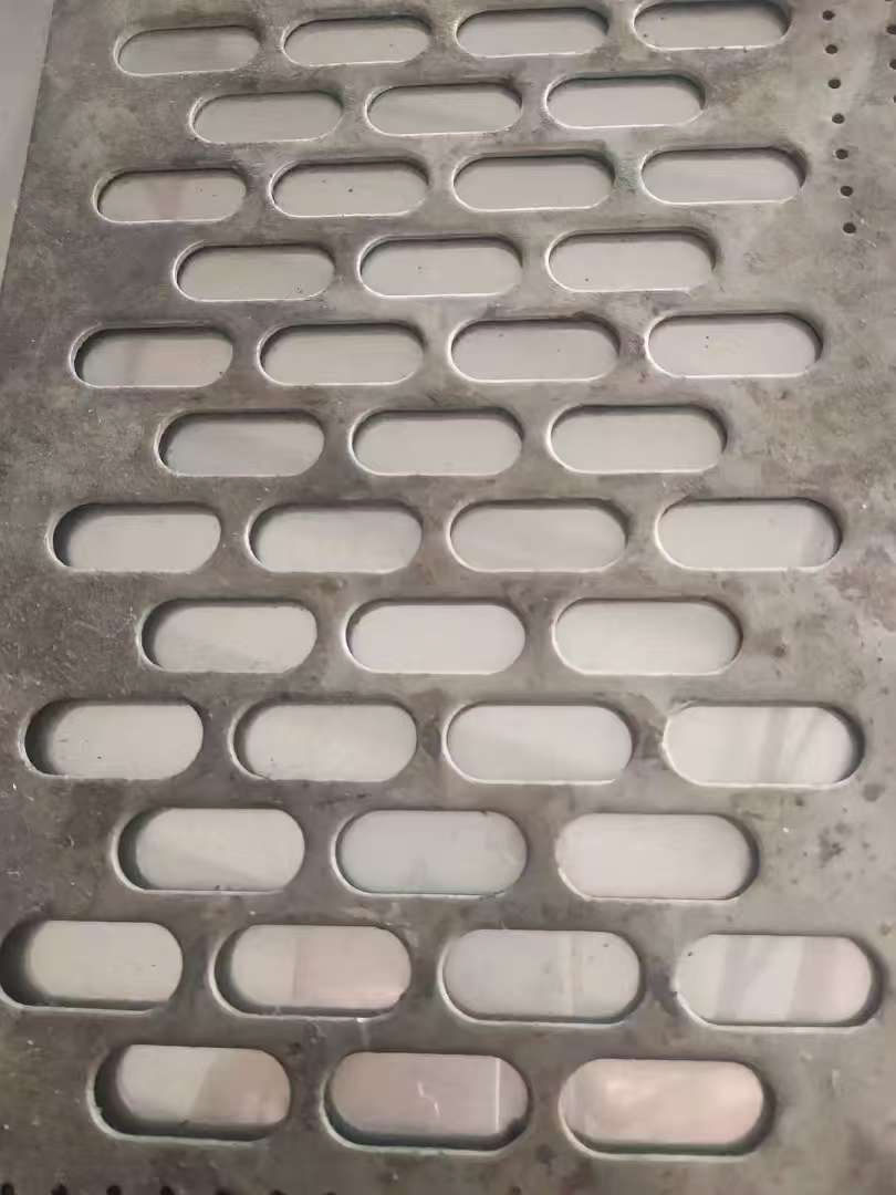 Factory Price Architectural Exterior Perforated Metal/Patterned Perforated Mesh Different Shapes Can Be Customized