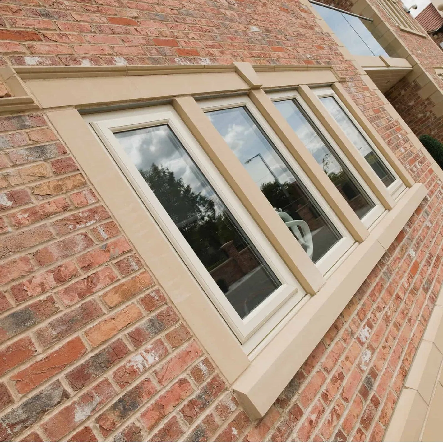 Competitive Price High Quality Plastic Door UPVC Double Glazed Windows PVC/UPVC Sliding Window with Flyscreen