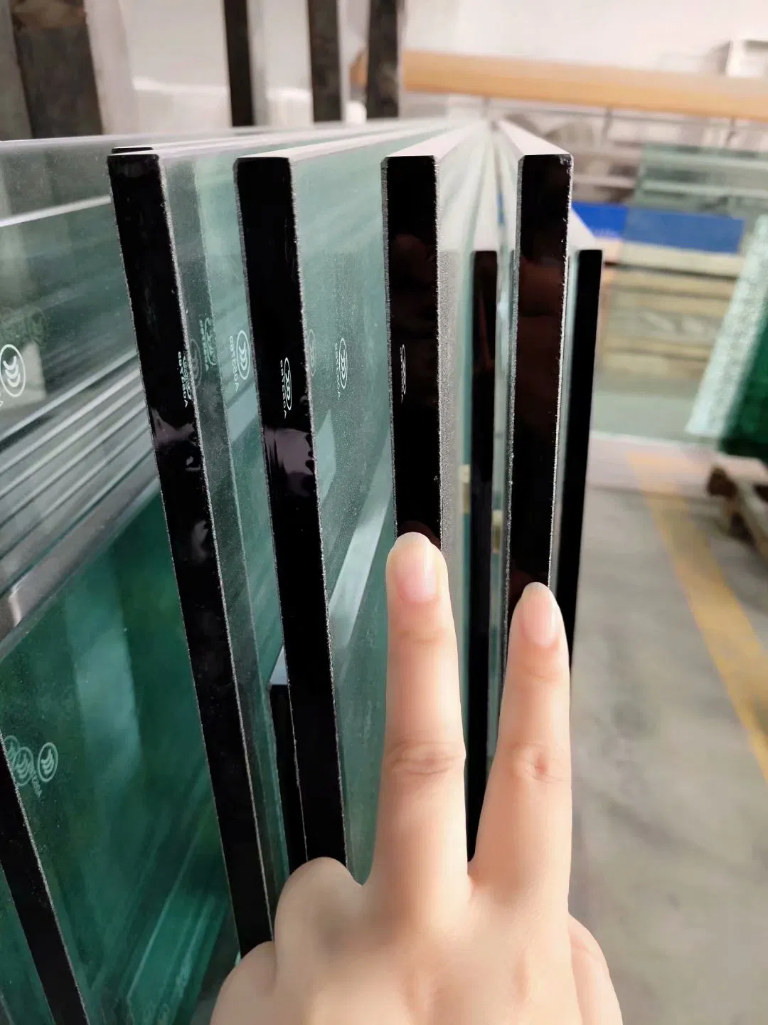 Color Grey Series Blue Series Low E Glass with Good Thermal Insulation Performance