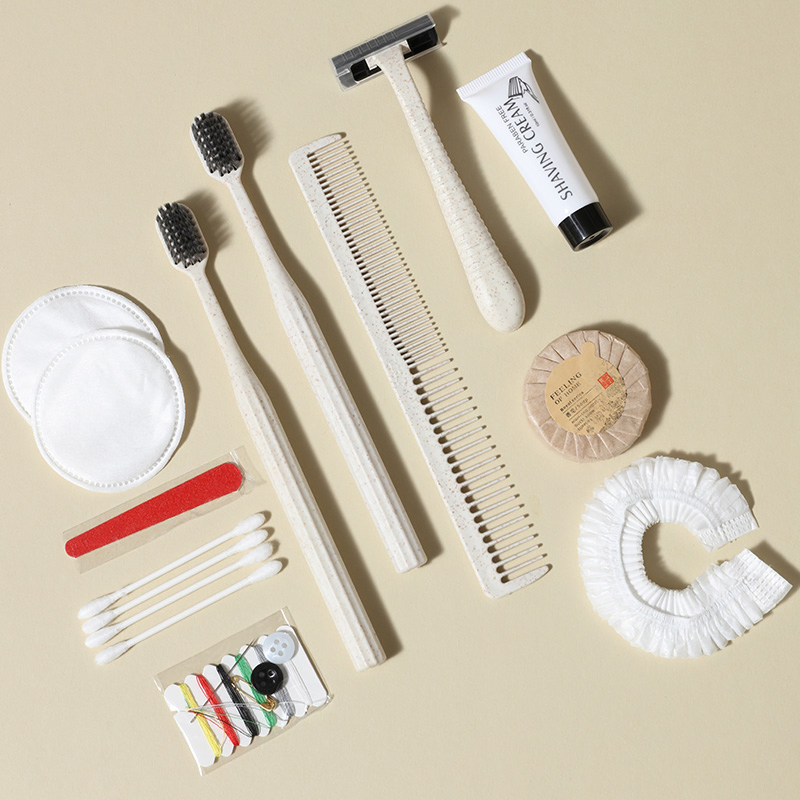 Hotel Amenities High Quality Disposable Sewing Kit Eco-Friendly Kraft Paper Box