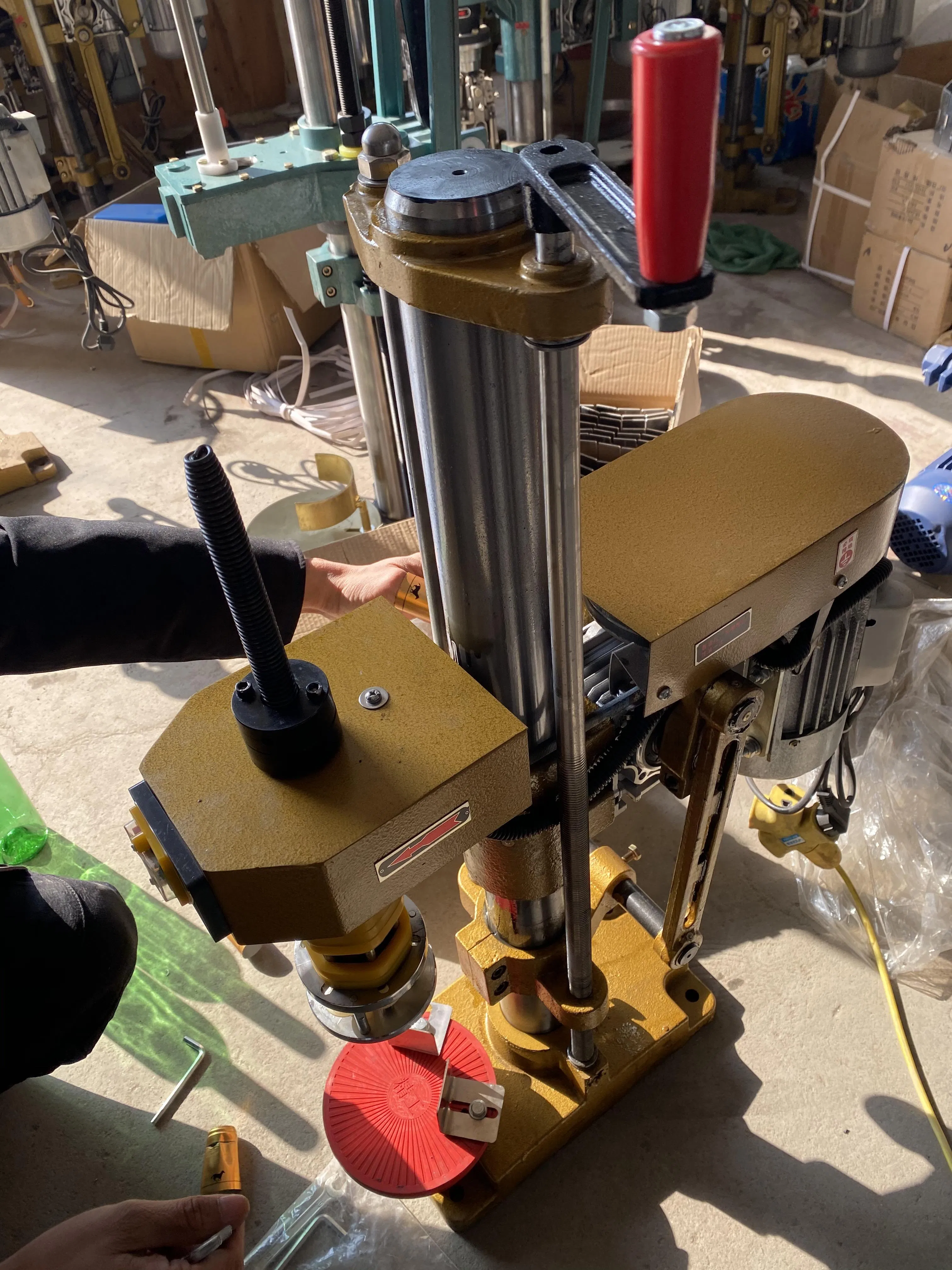 Bordeaux Green Glass Wine Bottle Cork Foil Capping Machine Voltage 220V/380V