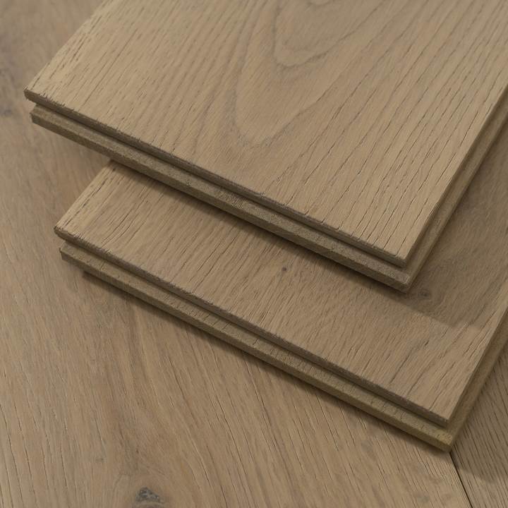 Stylish 910mm European Oak Flooring for Luxurious Interiors