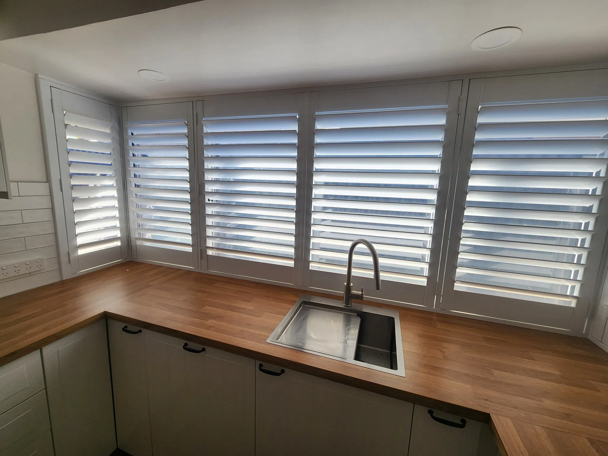 PVC Plantation Shutters for Indoor Home Sunshade Eco-Friendly PVC Windows Kitchen Room Windows Door
