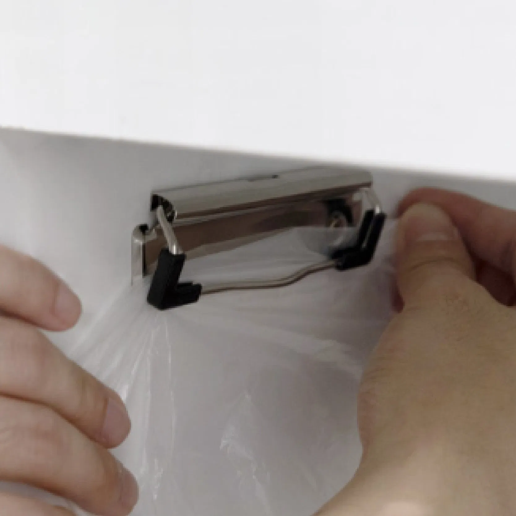 Встраиваемый выдвижной мусорный бак для кухни