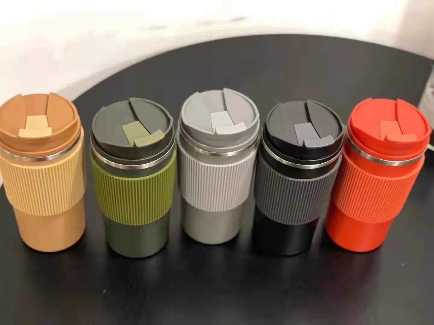 350/500ml Vacuum Tumbler Insulated Flask with Non-Slip Silicone Cover