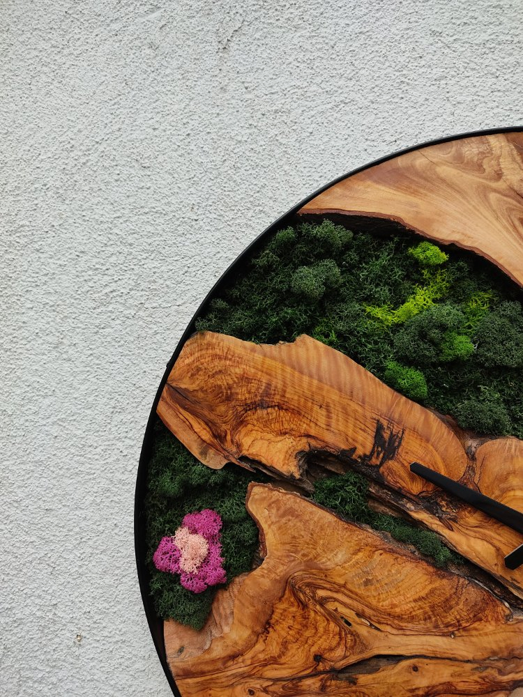Made to Order Moss Wall Clock Personalized Gift, Wall Art, Custom Made Moss & Wood Wall Clock, Custom Wall Decor