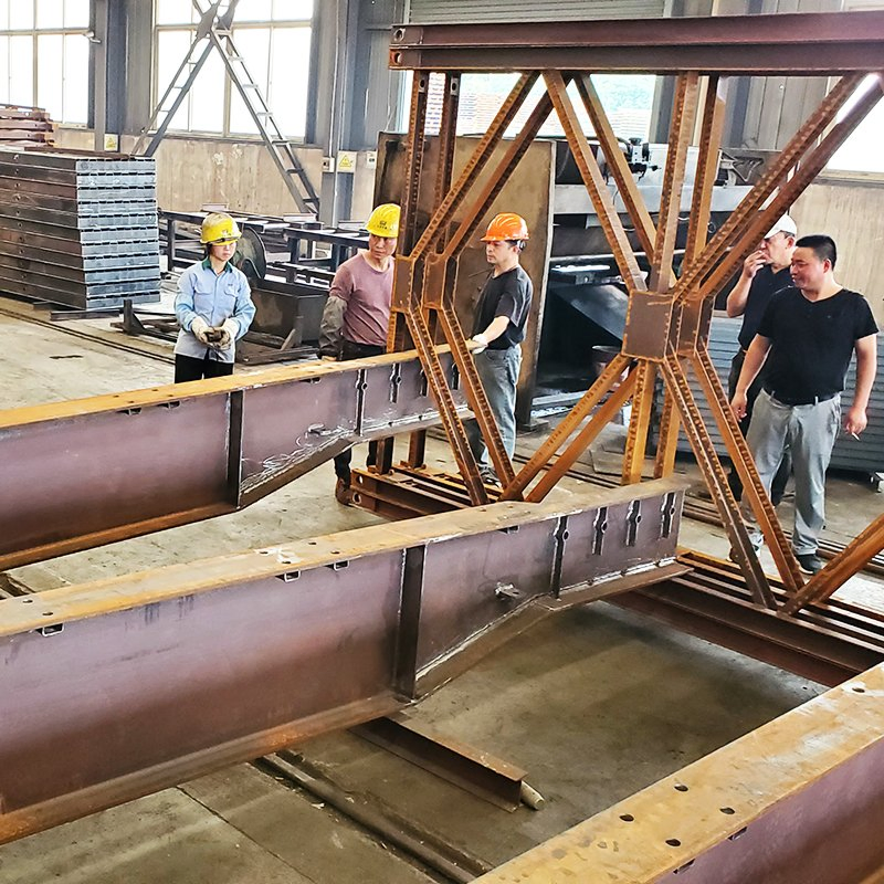 Robust Iron Truss Bridges for Heavy-Duty Load Support