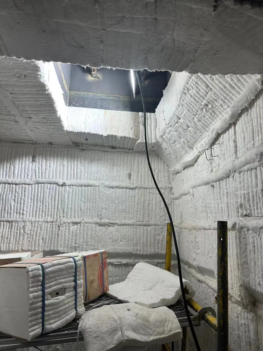 Double Needled High Temp Pipe Insulation