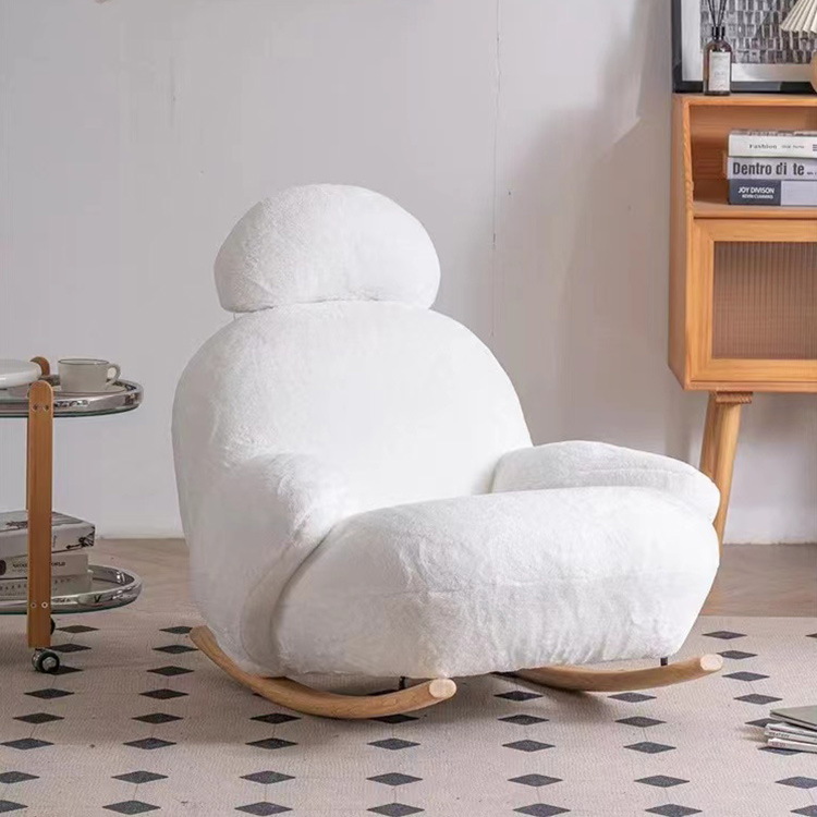 Кресло тканевое с пуфиком меховым комплект