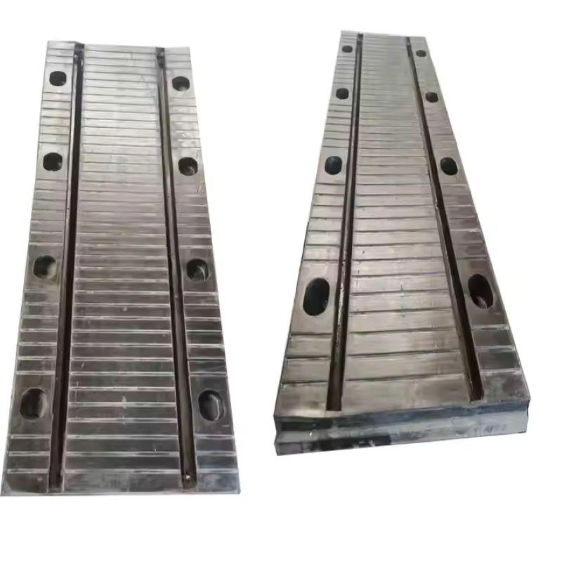 High Stiffness Design of Railway Special Plate Rubber Expansion Joints to Adapt to Train Load Vibration