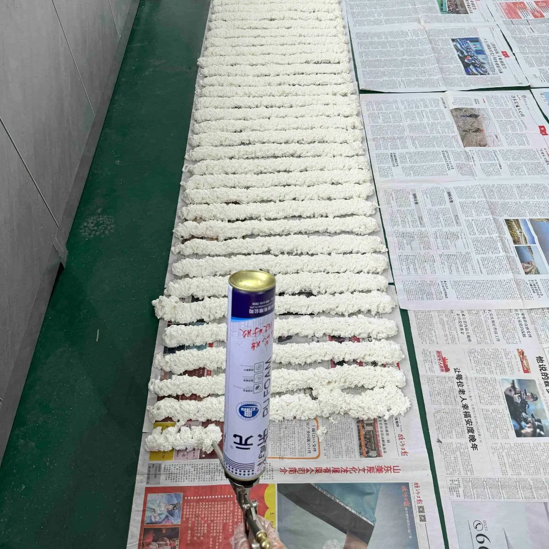 Professional One Component 300ml B1 Soundproof Polyurethane Foam for Urban Development