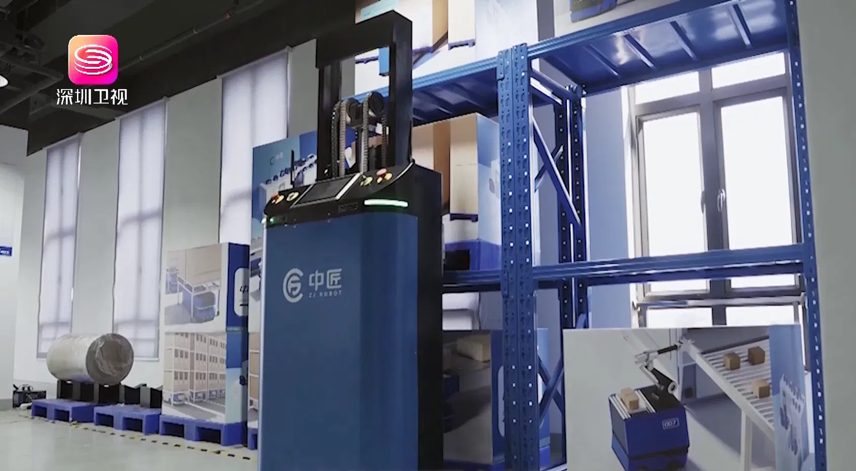 Advanced Forklift Agv for Customizable Internal Warehouse Operations and Handling