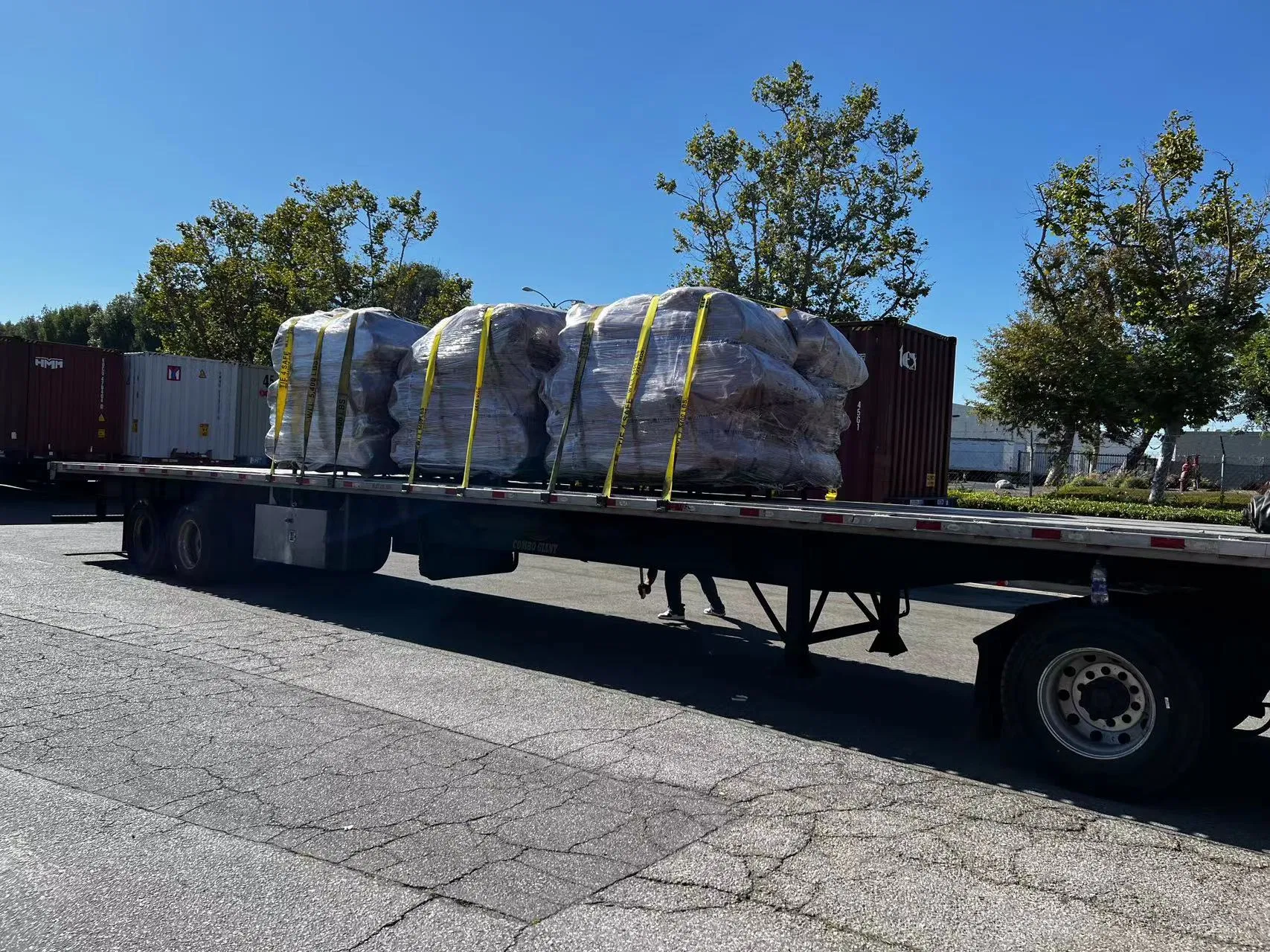 Усиленный кордный морской понтон для спуска судов и тяжелых грузов