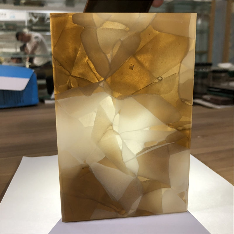 Tinted Jade Glasses for Contemporary Furniture and Architecture
