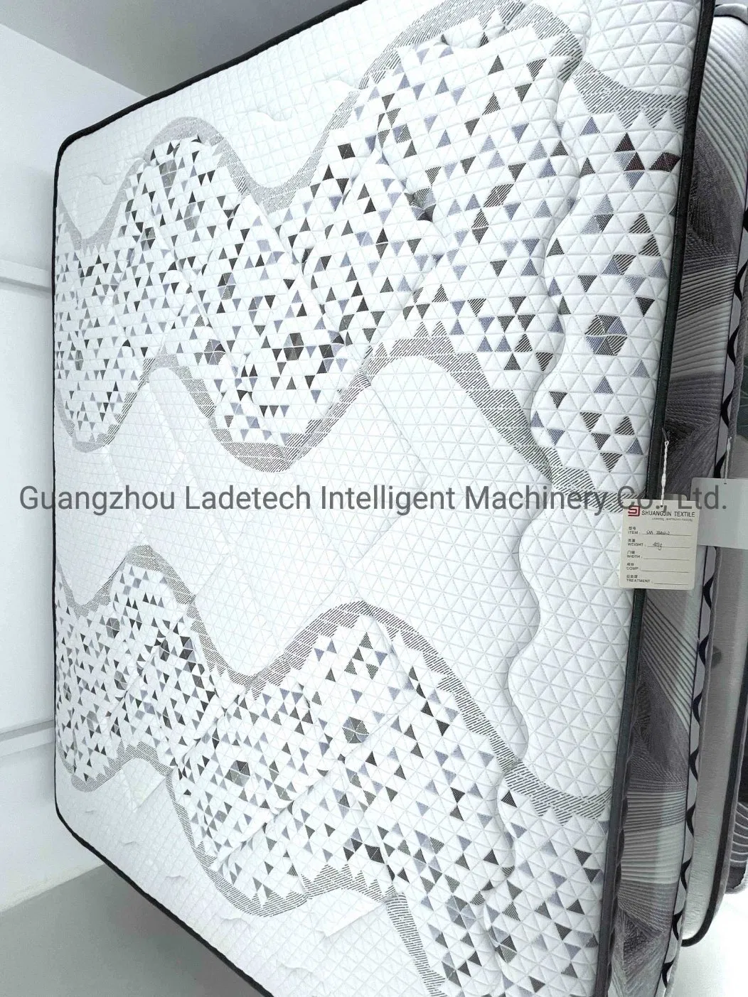 New Design Mattress Multineedle And Single Needle Topper Quilted Fabric