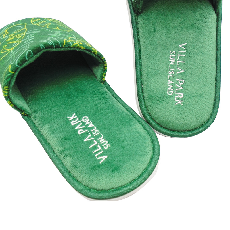 Cheap Open Toe Disposable Slipper for Hotel and SPA with Embroidered Logo