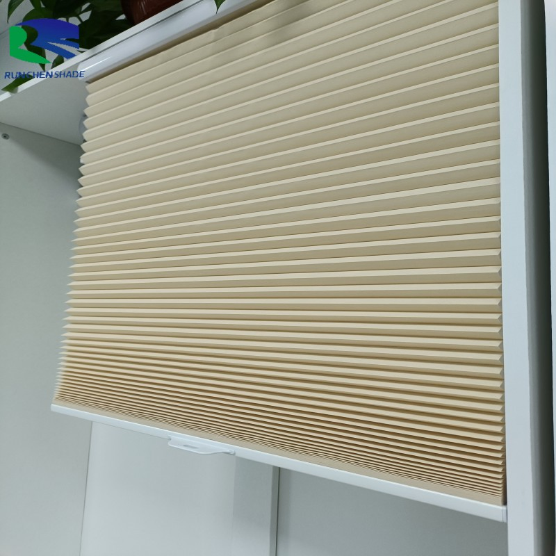 Elegant Motorized Blackout Plisse Honeycomb Skylight Blinds Cellular