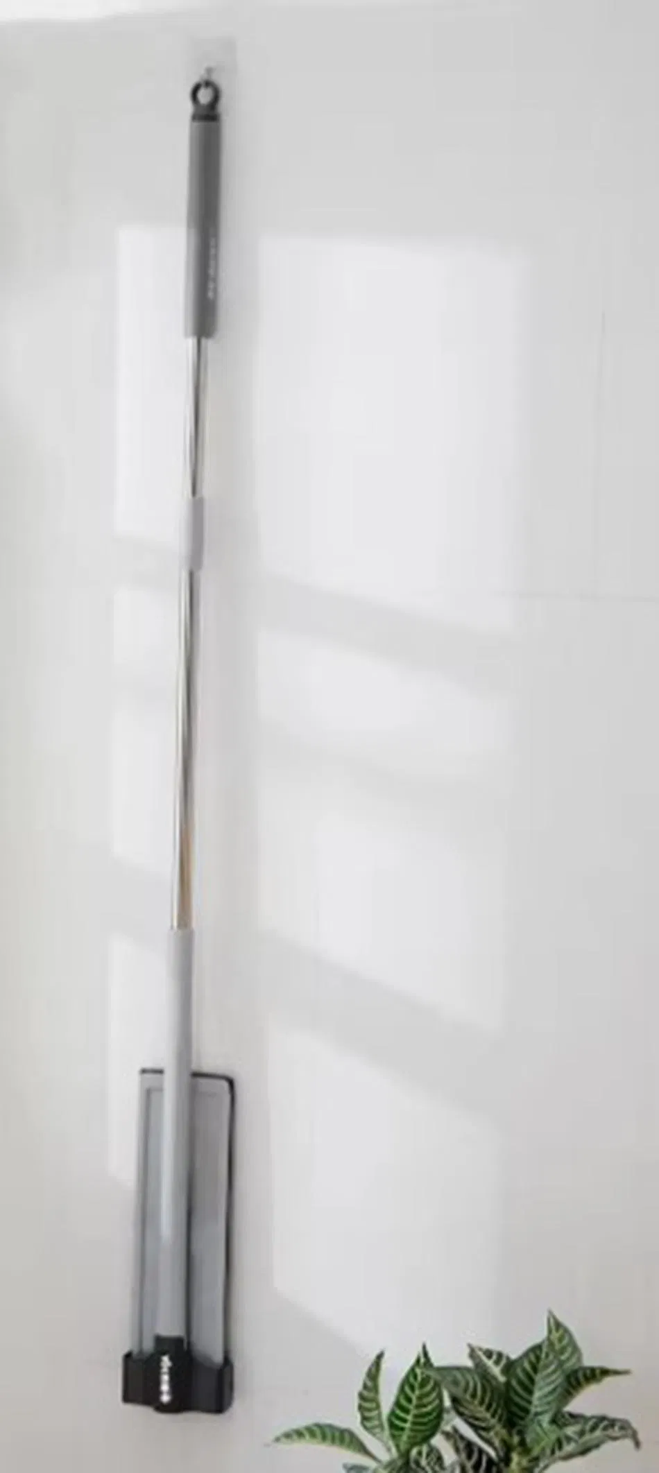 Вращающаяся плоская швабра с микрофиброй для пола