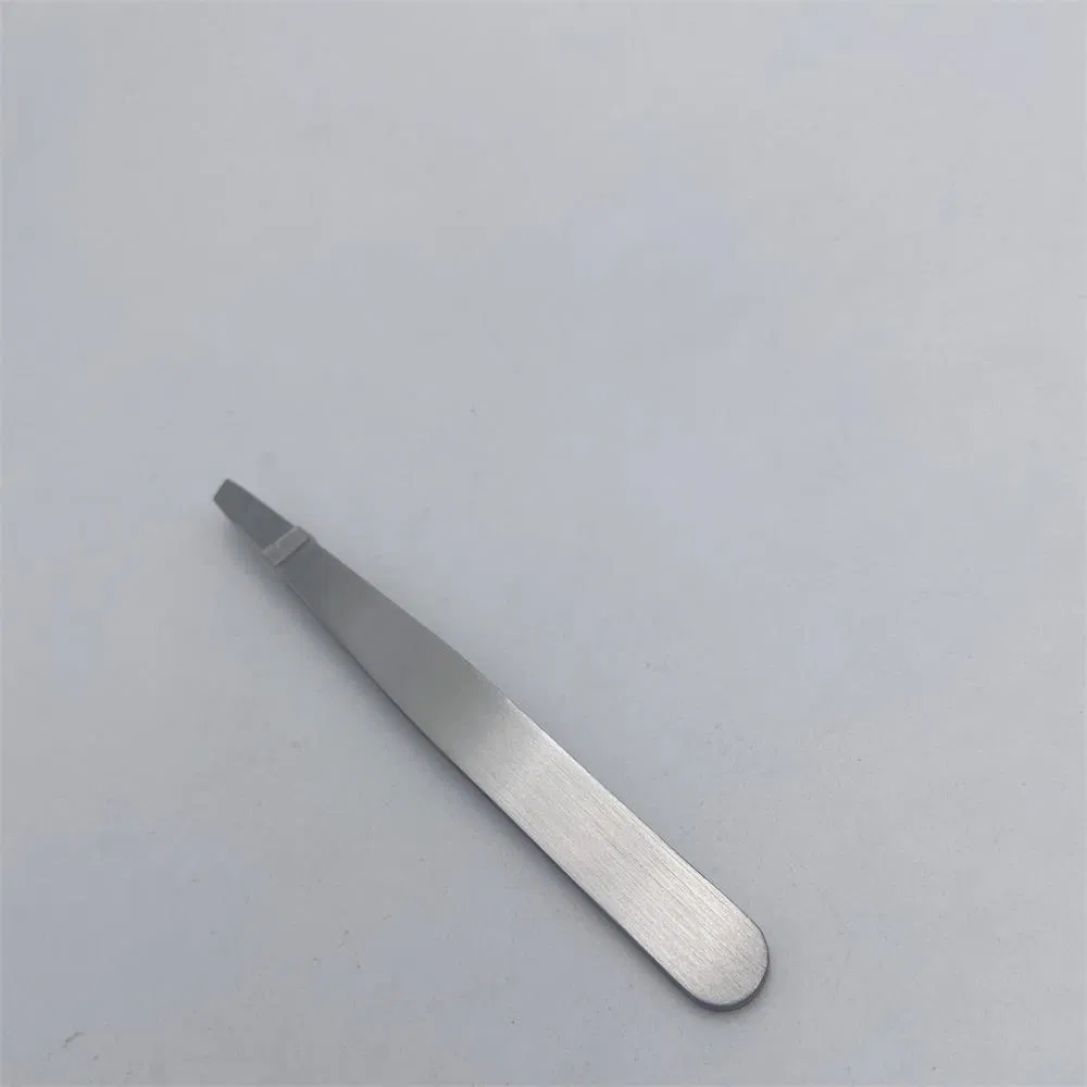 Beauty Makeup Tools Eyebrow Slant Tip Tweezers for Brows with Sanding Finish