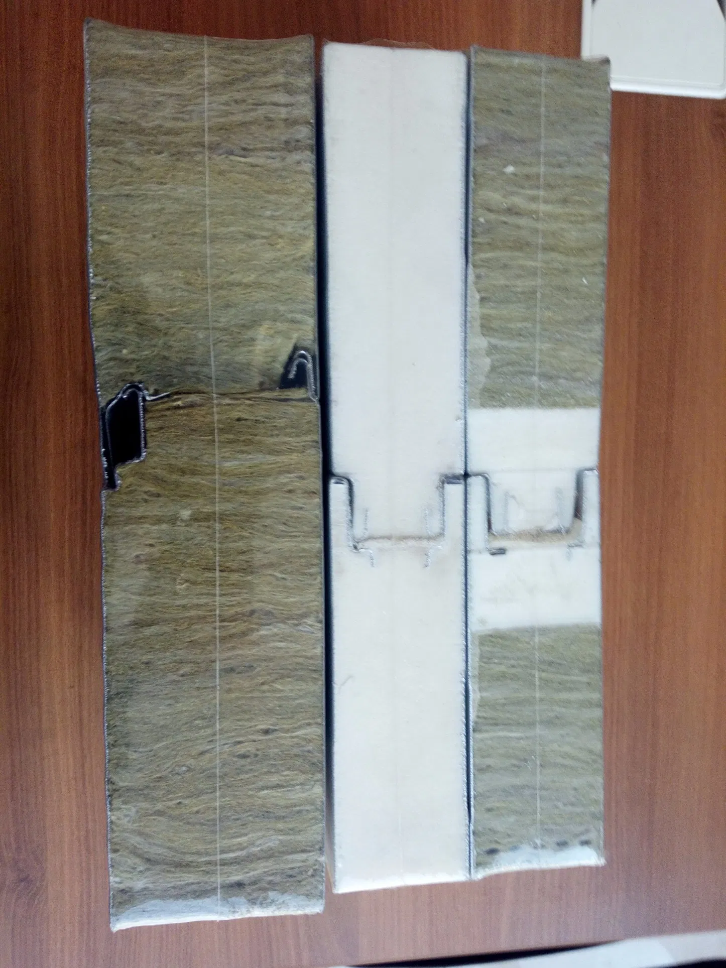 Building Materials Wall and Roof Fireproof/Soundproof Rockwool Insulated Sandwich Panel