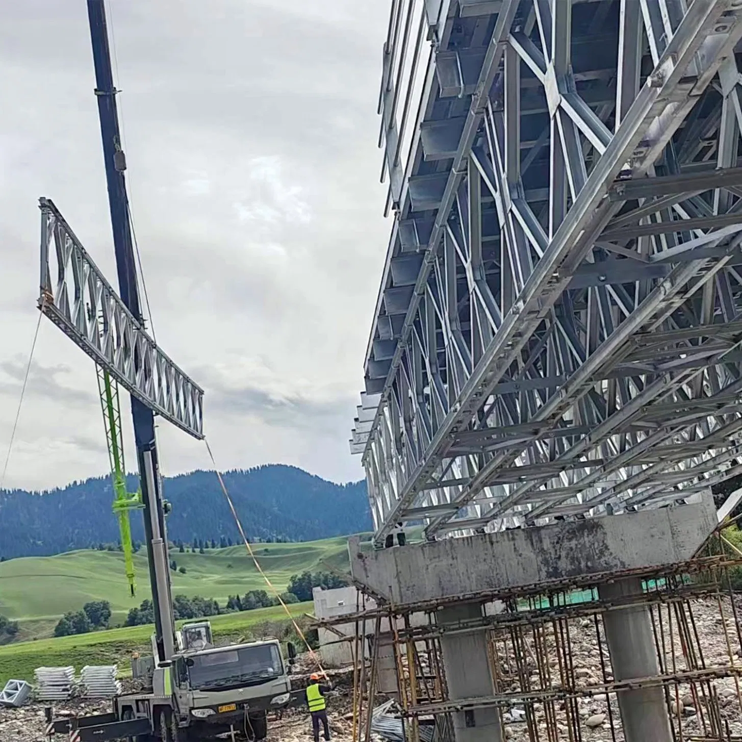 Innovative Temporary Modular Bridge Solutions for Quick Access