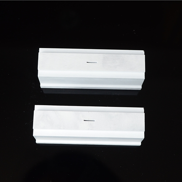 Керамическое сопло из нитрида бора для плавки сплавов